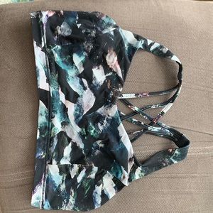 Free to be serene lululemon sport bra